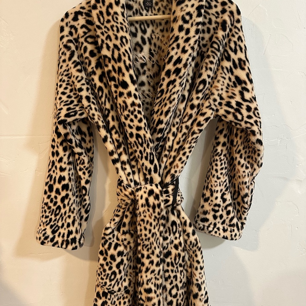 Victoria's Secret Leopard Print Robe